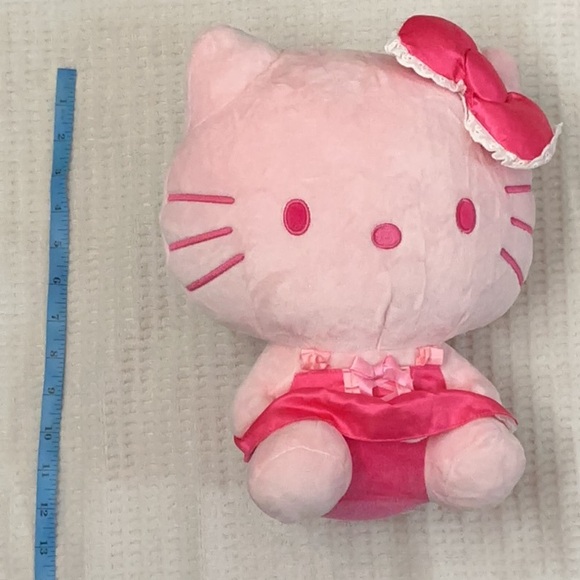 Pink hello kitty  plush toy - Picture 2 of 9